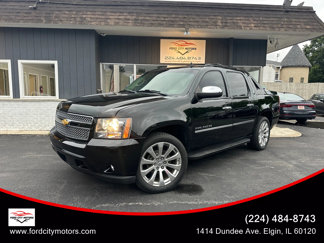 Used 2013 Chevrolet Avalanche LTZ image 1