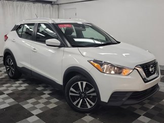 Certified 2020 Nissan Kicks SV image 1