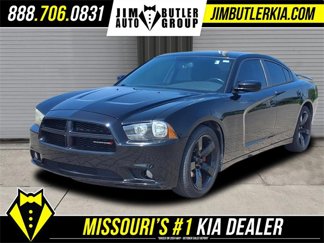 Used 2014 Dodge Charger SXT w/ Blacktop Package image 1