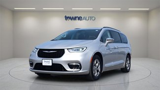 Certified 2022 Chrysler Pacifica Limited image 1