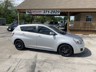 Used 2009 Pontiac Vibe w/ Preferred Package image 1