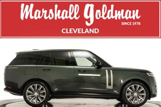 Used 2023 Land Rover Range Rover SE image 1
