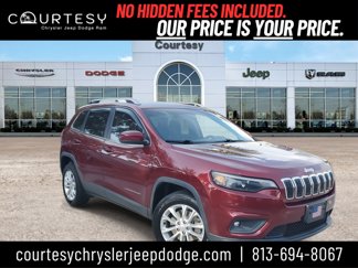 Certified 2019 Jeep Cherokee Latitude w/ Popular Appearance Group image 1