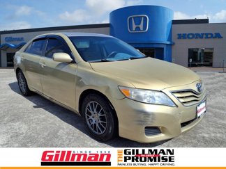 Used 2010 Toyota Camry image 1