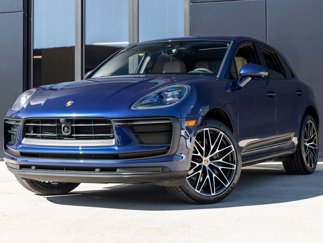Certified 2025 Porsche Macan image 1