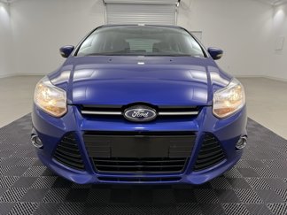 Used 2013 Ford Focus Titanium w/ Titanium Handling Pkg video 2