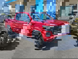 New 2025 Chevrolet Colorado Z71 w/ Technology Package image 1