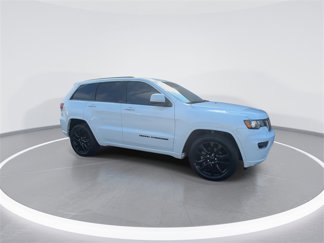 Used 2019 Jeep Grand Cherokee Altitude video 2