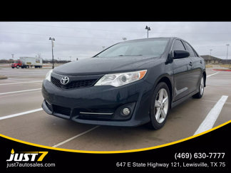 Used 2013 Toyota Camry SE image 1
