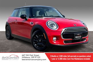 Used 2019 MINI Cooper 2-Door Hardtop w/ Premium Package image 1