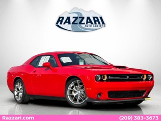 Used 2022 Dodge Challenger GT image 1
