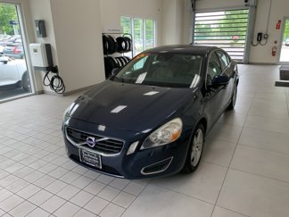 Used 2012 Volvo S60 T5 image 1