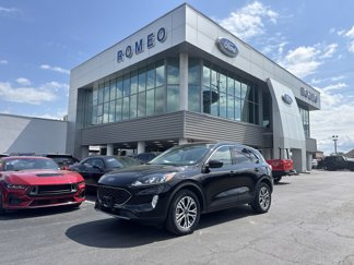 Used 2022 Ford Escape SEL w/ Technology Package image 1