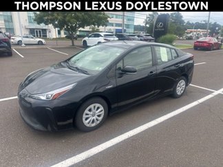 Used 2019 Toyota Prius L Eco image 1
