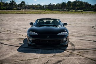 Used 1994 Dodge Viper RT/10 image 1
