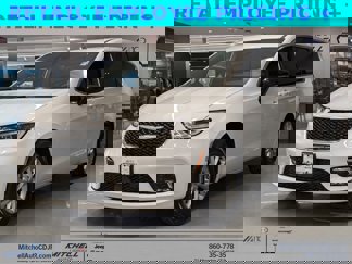 New 2025 Chrysler Pacifica Select image 1