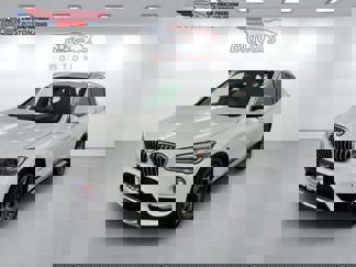Used 2017 BMW X1 xDrive28i image 1