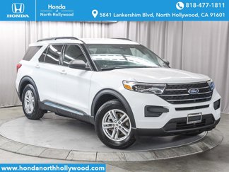 Used 2020 Ford Explorer XLT image 1