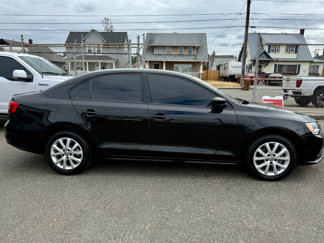 Used 2015 Volkswagen Jetta SE image 1