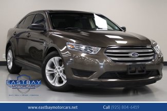 Used 2015 Ford Taurus SE image 1