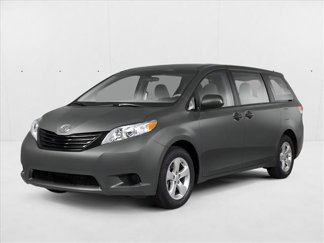 Used 2013 Toyota Sienna LE image 1