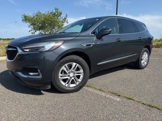 Used 2018 Buick Enclave Essence image 1