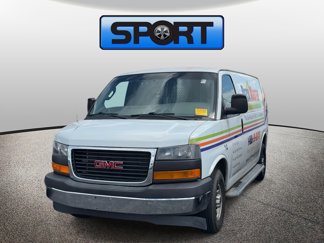 Used 2017 GMC Savana 2500 image 1