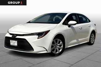 Used 2024 Toyota Corolla LE image 1