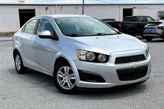 Used 2015 Chevrolet Sonic LT image 1