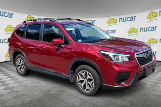 Used 2020 Subaru Forester Premium image 1