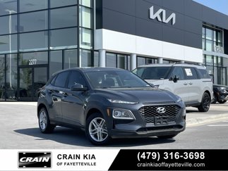 Used 2021 Hyundai Kona SE image 1