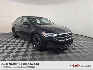 Used 2024 Volkswagen Jetta SE w/ Panoramic Sunroof Package image 1