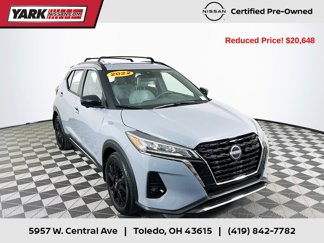 Certified 2022 Nissan Kicks SR w/ Premium Package image 1