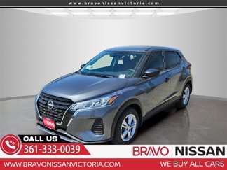 New 2025 Nissan Kicks Play S image 1