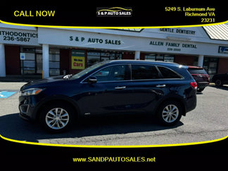 Used 2017 Kia Sorento LX w/ LX Convenience Package image 1