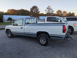 Used 1988 Chevrolet Silverado 1500 2WD Regular Cab image 1