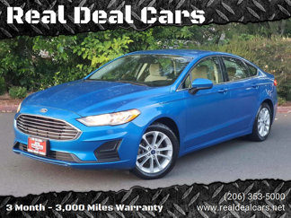 Used 2020 Ford Fusion SE image 1