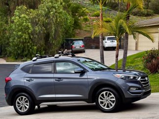 Used 2018 Hyundai Tucson SEL Plus w/ Cargo Package image 1