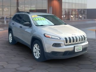 Used 2016 Jeep Cherokee Sport image 1