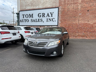 Used 2010 Toyota Camry XLE image 1