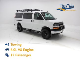 Used 2018 Chevrolet Express 3500 LT w/ LT Preferred Equipment Group image 1