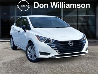 Used 2023 Nissan Versa S image 1