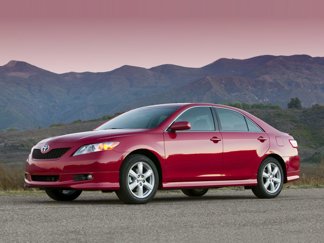 Used 2009 Toyota Camry LE image 1