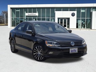 Used 2016 Volkswagen Jetta Sport image 1