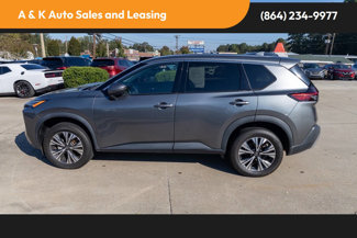 Used 2021 Nissan Rogue SV image 1