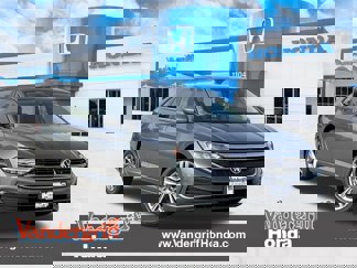 Used 2023 Volkswagen Jetta SE image 1