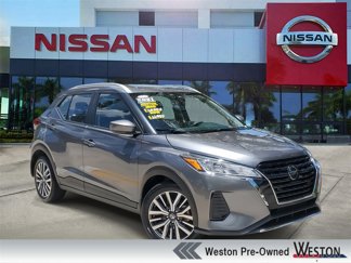 Certified 2021 Nissan Kicks SV image 1