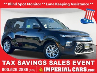 Used 2022 Kia Soul LX w/ Technology Package image 1