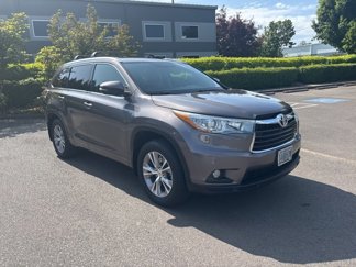 Used 2015 Toyota Highlander XLE image 1