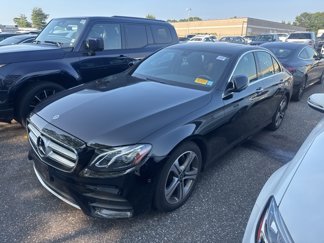 Used 2020 Mercedes-Benz E 350 4MATIC Sedan image 1